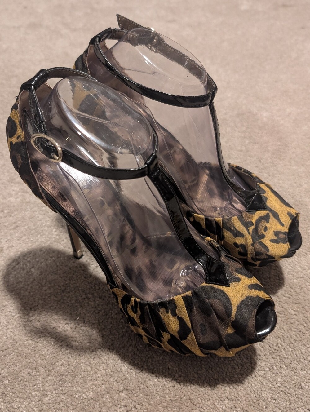 Sam Edelman Leopard Cheetah Print T-Strap Peep Toe Heels - Black & Gold